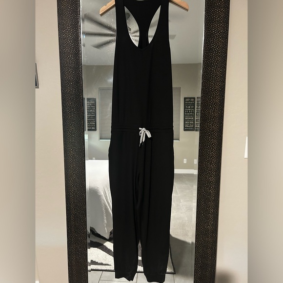Vuori Lux Romper - Picture 2 of 5